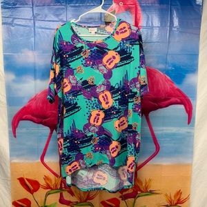 LuLaRoe top. Longer in back